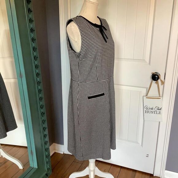 Talbot's Black and White Houndstooth Sleeveless Dress with Bow Detail - Picture 2 of 6